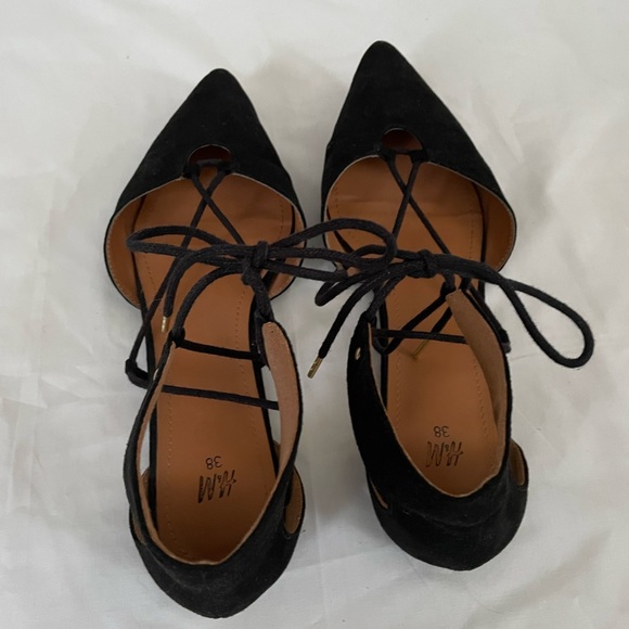 H&M Strapy Flats - Picture 2 of 3